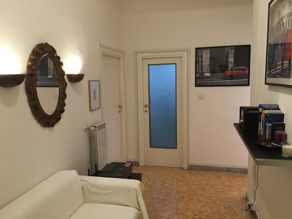 Delightful Apartment 100 Meters From The Colosseum Exteriör bild